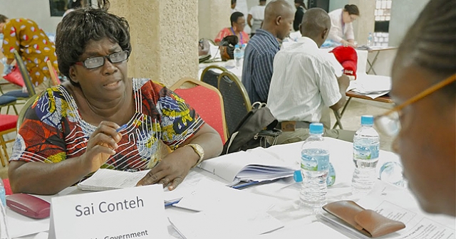 Nurse Sai Conteh attending a training on how to better protect herself from becoming infected with Ebola, Sierra Leone WHO/P. Desloovere