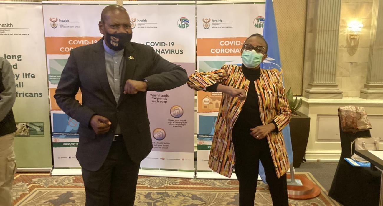 South Africa’s Minister of Health, Dr Zweli Mkhize and Regional Director of the World Health Organization (WHO) for Africa, Dr Matshidiso Moeti; at the introduction of the surge team of experts to South Africa