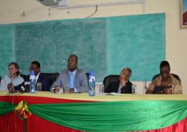 Les Prof. M. ALARY (U.LAVAL), M. ZANNOU (SSBS), Dr T. HOUANSOU (OMS), Prof. KEKOURA Kourouma (ONUSIDA et Prof. BONI (SP/CNLS)