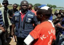 Une équipe de l'OMS visite un camp de réfugiés en République centrafricaine