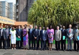 Les officiels présents à la cérémonie d’ouverture: Ministère de la Santé, Repré-sentants des Agences du SNU, les Membres du Corps diplomatique