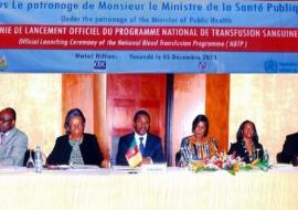 The Minister of Public Health, in the middle; on his right, Professor Sinata Koulla-Shiro, Dr Aristide Ateba Etoundi; on his left, Dr Charlotte Faty Ndiaye, Dr Omotayo Bolu and Mr Ambahe Dieudonné Edang