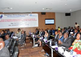 Une vue partielle des participants aux travaux d'évaluation externe conjointe (EEC) en la salle de conférence 'Kinshasa'  de Kempinski Hotel Fleuve Congo - OMS/ Eugene Kabambi 