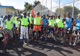  Dr Laurent Musango, WHO Representative in Mauritius, Hon. Mr Stephan Toussaint, Minister of Youth and Sports and Lord Mayor of Port Louis, Mr Daniel Laurent ready to start the cycling trip in view of promoting health and road safety as well as environment protection