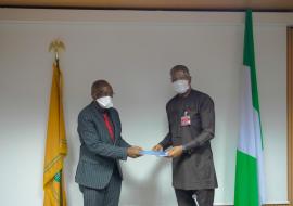 The Honorable Minister of Foreign Affairs receiving new WR