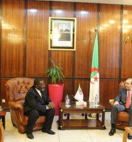 Rencontre du Ministre de la santé et du Représentan de l'OMS en Algérie