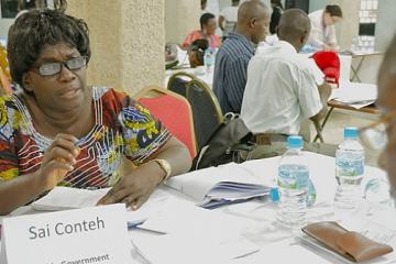 Nurse Sai Conteh attending a training on how to better protect herself from becoming infected with Ebola, Sierra Leone WHO/P. Desloovere