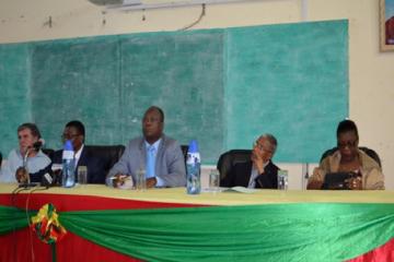 Les Prof. M. ALARY (U.LAVAL), M. ZANNOU (SSBS), Dr T. HOUANSOU (OMS), Prof. KEKOURA Kourouma (ONUSIDA et Prof. BONI (SP/CNLS)