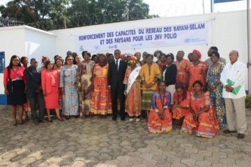 Photo de famille autour du Ministre de la Santé Publique