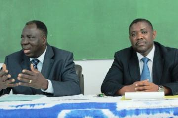 Le Ministre de la santé, le Prof Charles Kondi Agba et le chargé du Bureau de l’OMS, le Dr Elongo Tarcisse