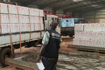 WHO receives 500 000 doses of Oral Cholera Vaccine for a planned campaign in South Sudan. WHO South Sudan/L. Luwaga. 